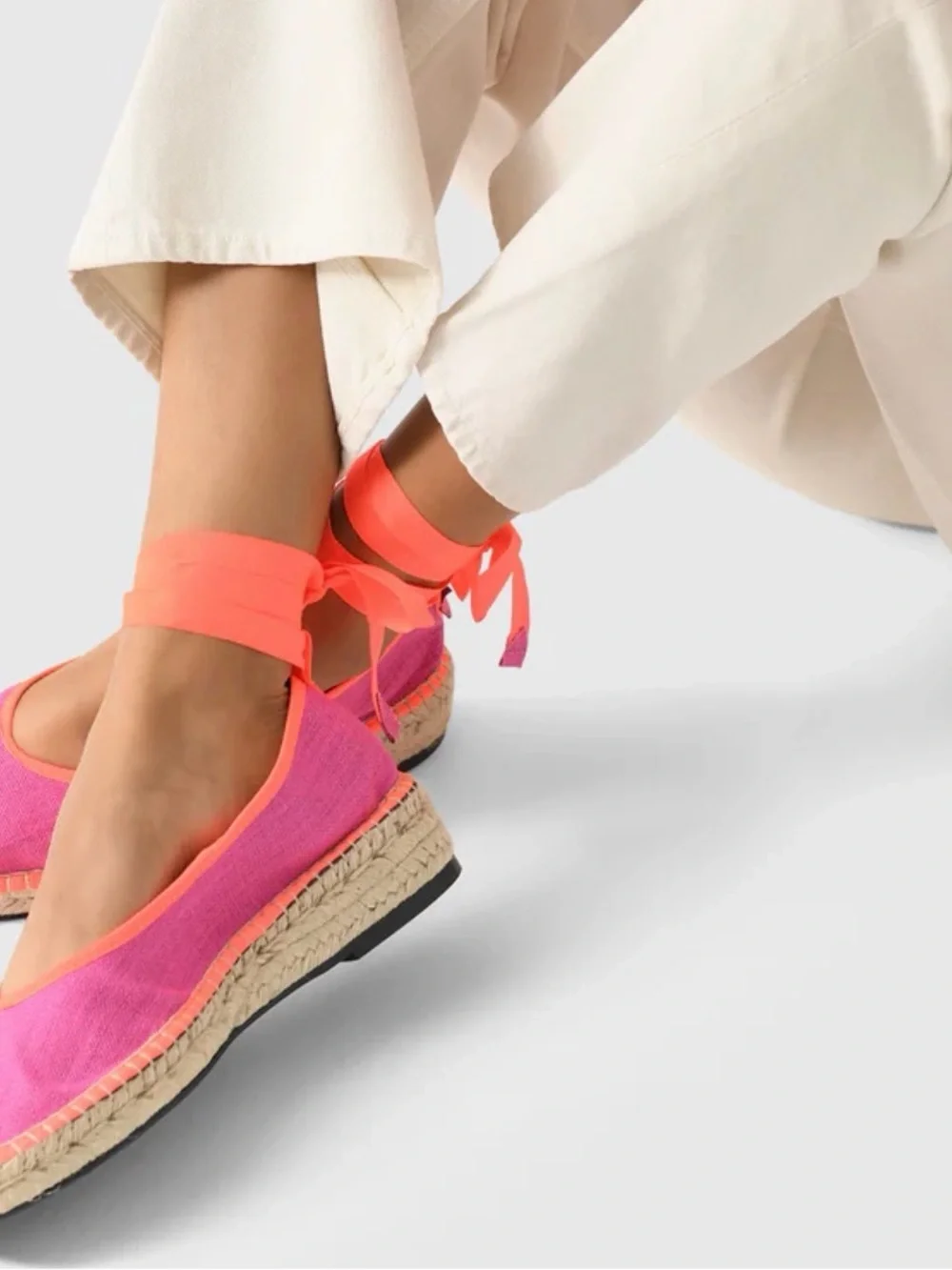 Flabelus bright pink